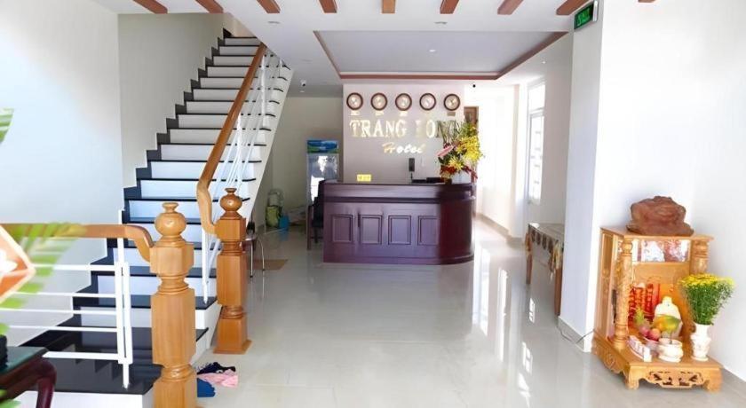 Hotel Oyo 587 Trang Long Nha Trang Exterior foto